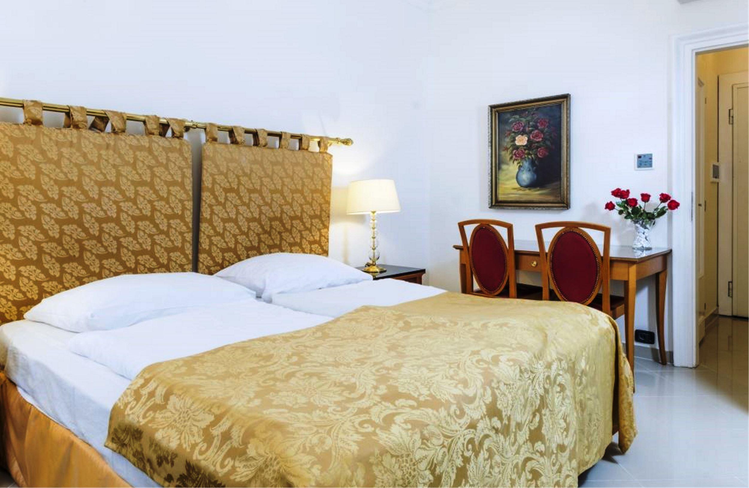Hotel Bologna Prague Extérieur photo